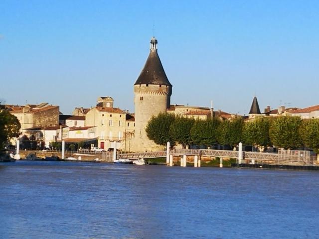 L Escale Des Vignes Gite Proche Saint Emilion Chateau Beynat Villa Exterior photo